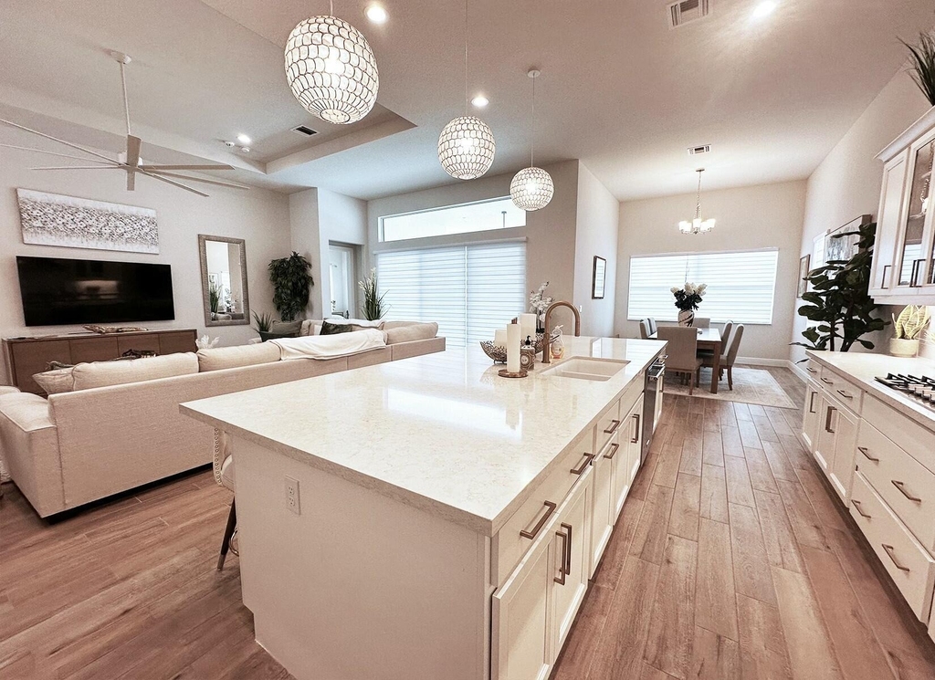10027 Timber Crk Way - Photo 11
