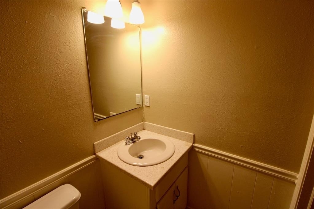 2124 Allenhurst Street - Photo 10