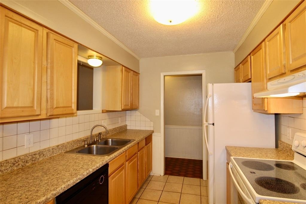 2124 Allenhurst Street - Photo 4