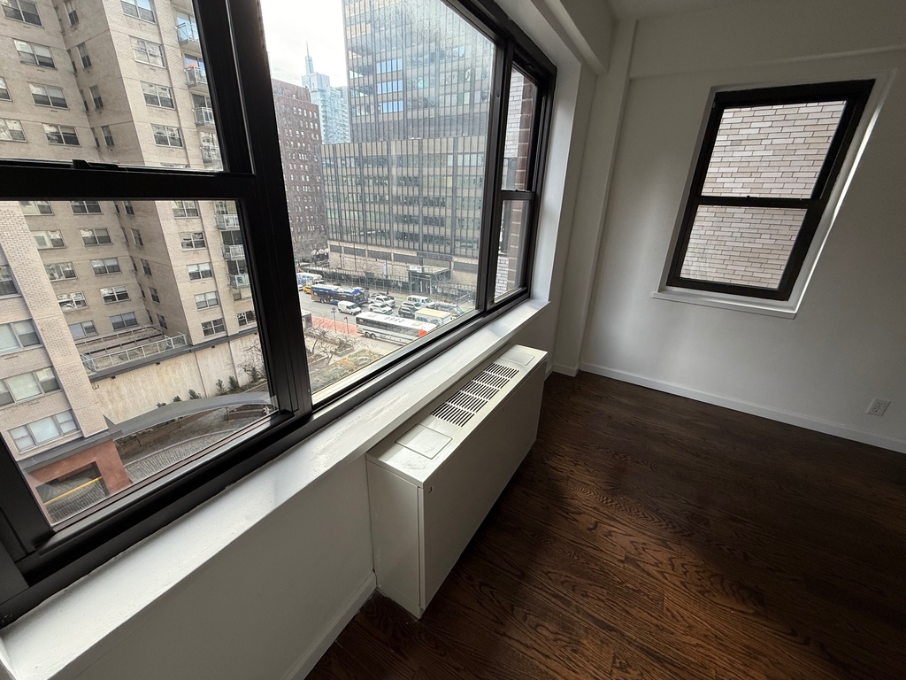 405 East 56th Street - Photo 1