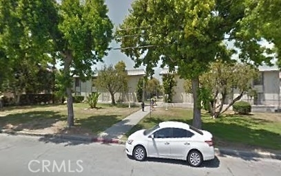 425 Fairview - Photo 0