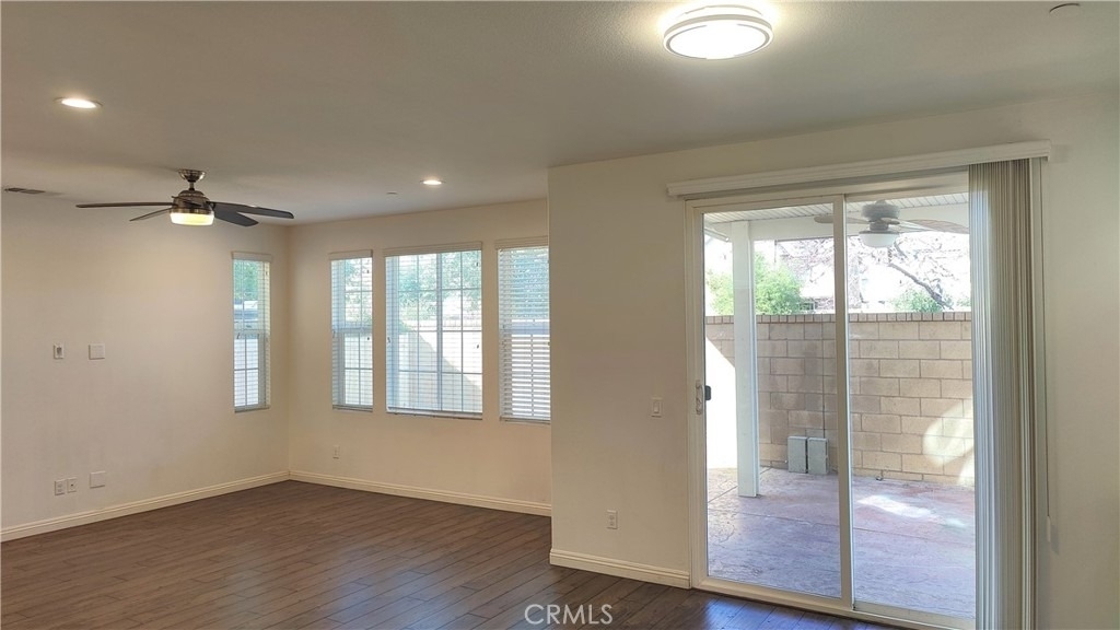 3157 E Chip Smith Way - Photo 10
