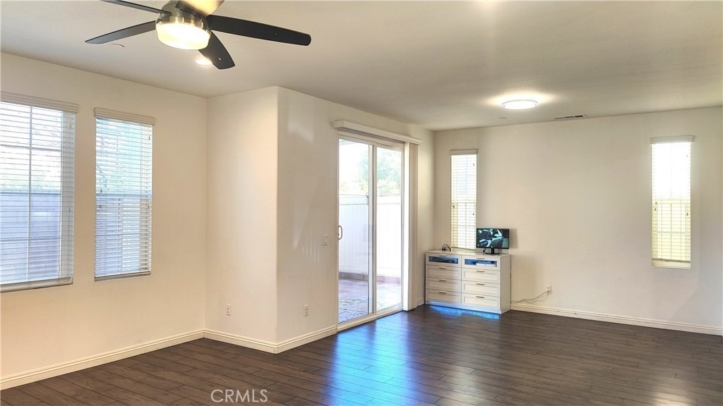 3157 E Chip Smith Way - Photo 6