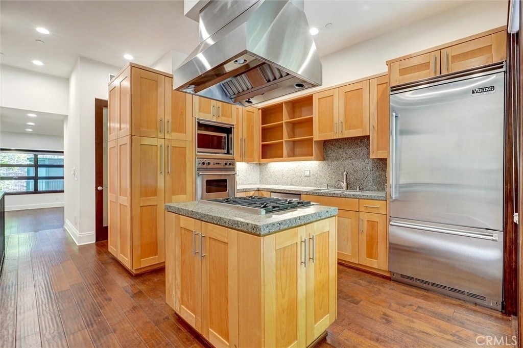 2323 S Beverly Glen - Photo 5