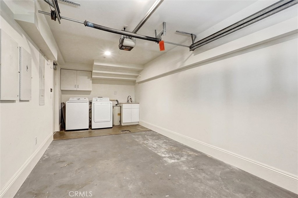 2323 S Beverly Glen - Photo 34