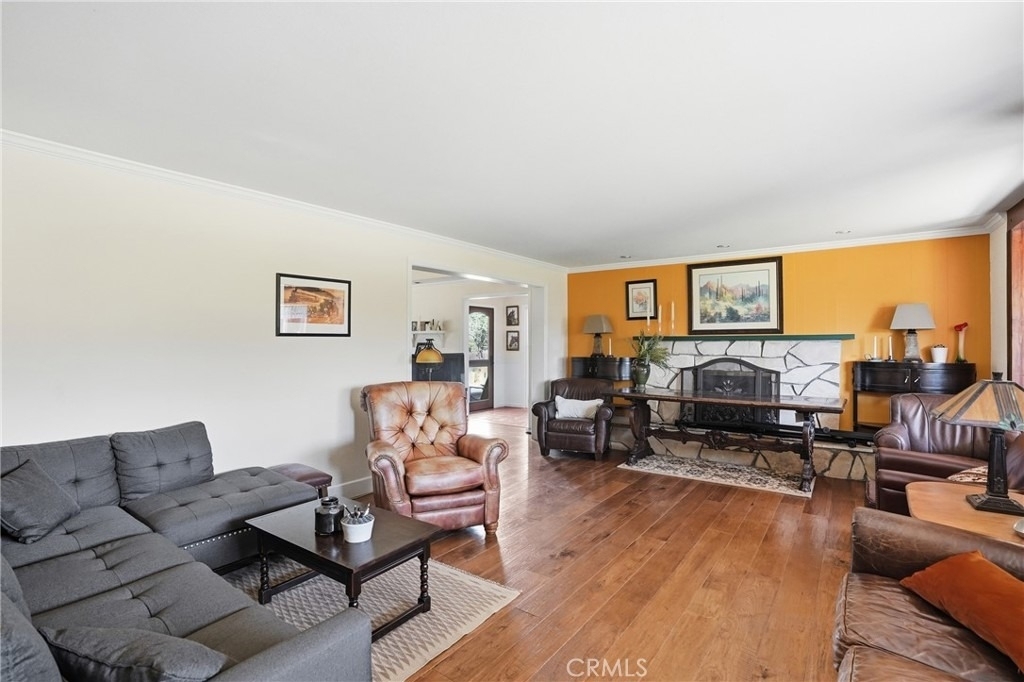 2611 Janin Way - Photo 3