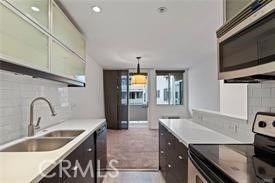 525 N Sycamore Avenue - Photo 13