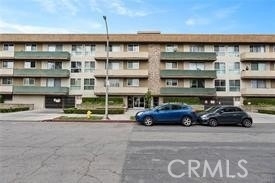 525 N Sycamore Avenue - Photo 0