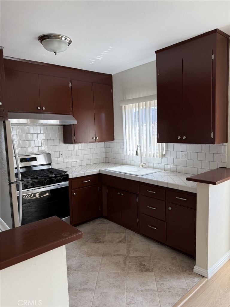 1626 N Kingsley - Photo 5