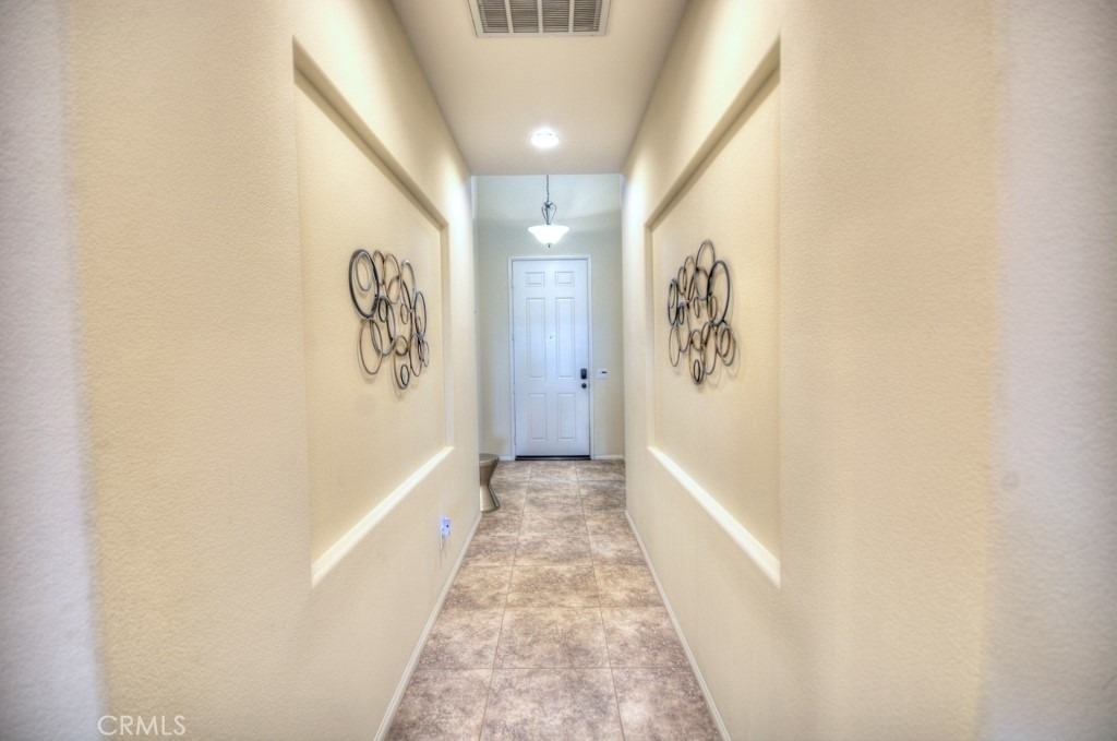 77183 California Drive - Photo 4