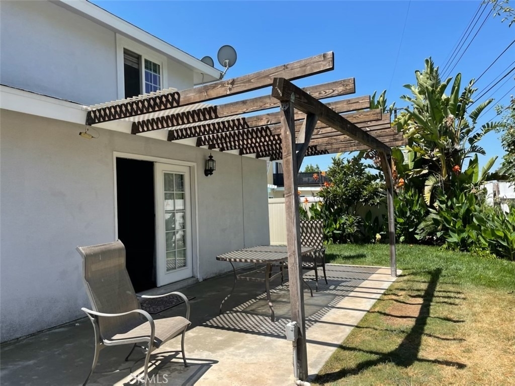 1049 Evergreen Court - Photo 18