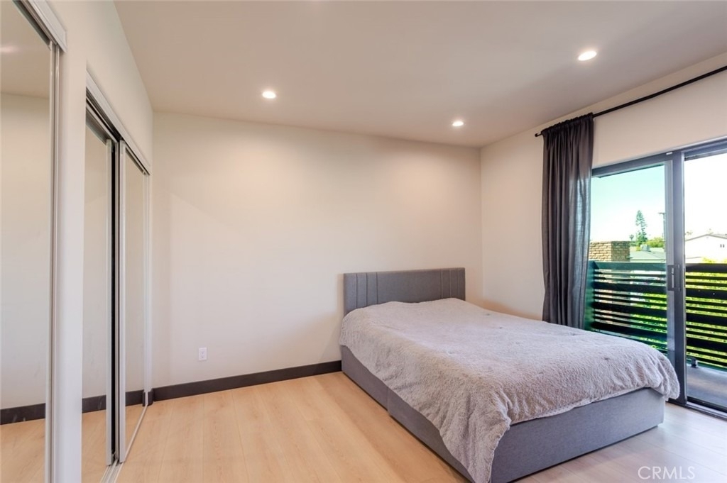 8252 Morse Avenue - Photo 23