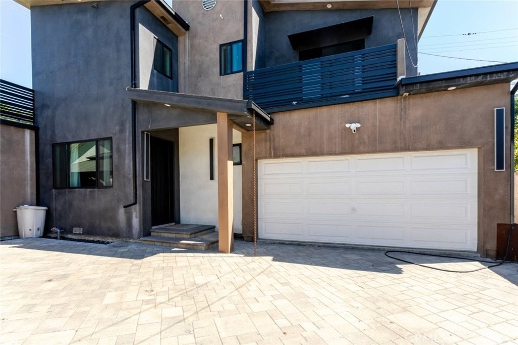 8252 Morse Avenue - Photo 1