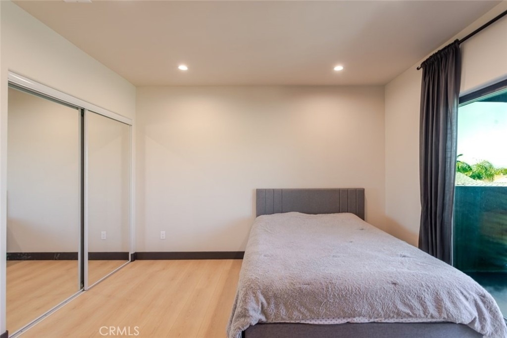 8252 Morse Avenue - Photo 22