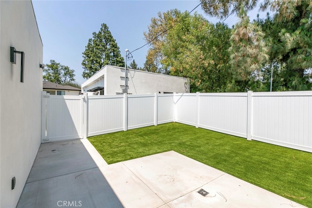 17440 Index Street - Photo 22