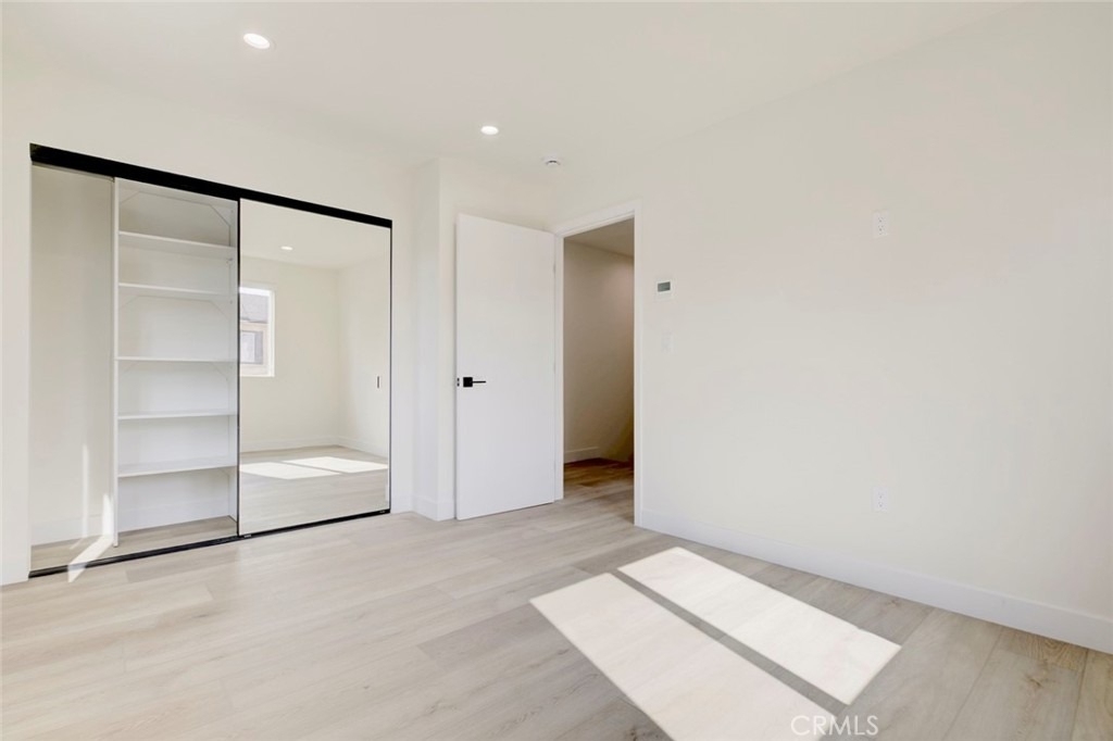 1070 Allen - Photo 18