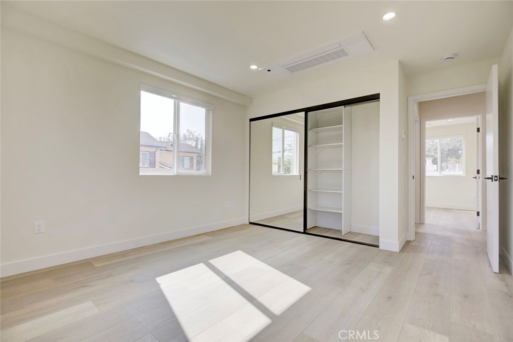 1070 Allen - Photo 16