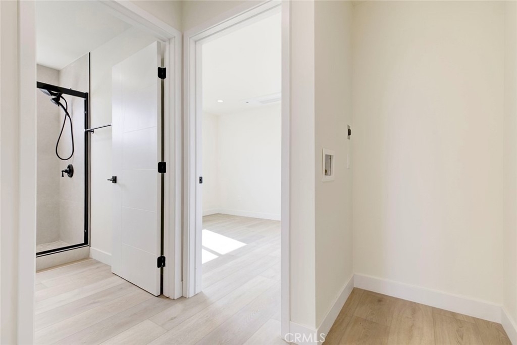 1070 Allen - Photo 11