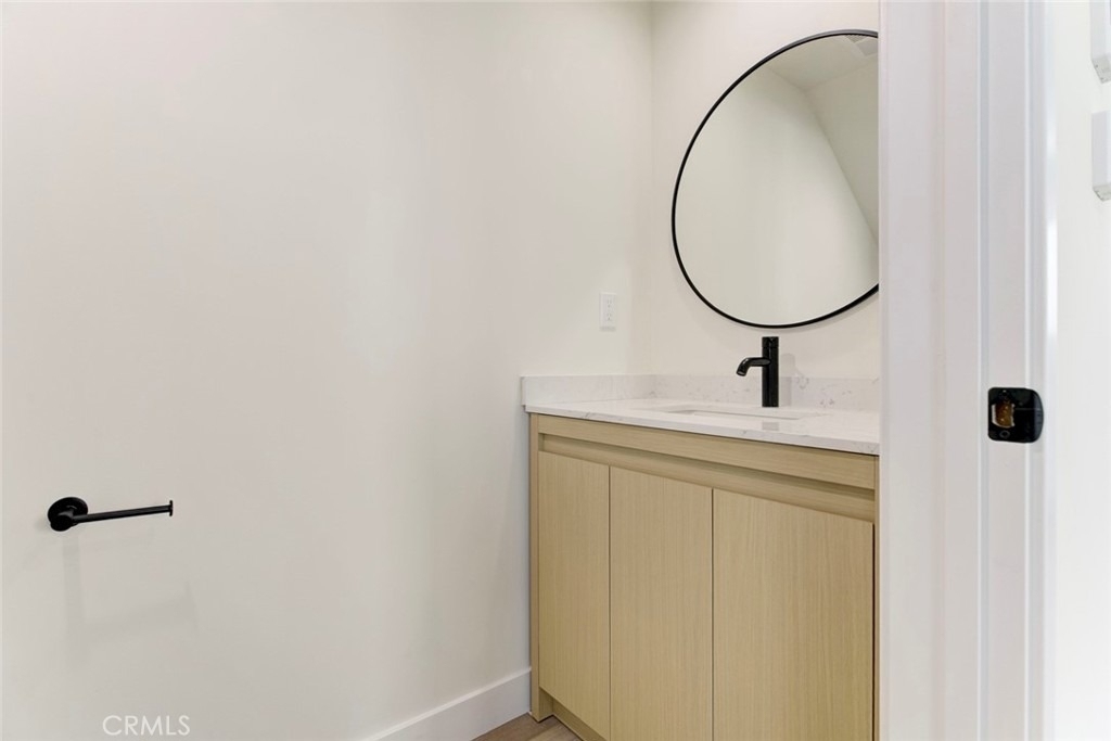 1070 Allen Avenue - Photo 8
