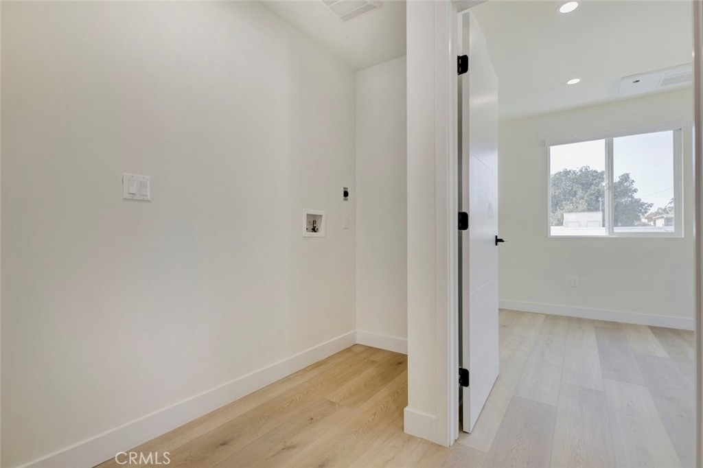 1070 Allen Avenue - Photo 13