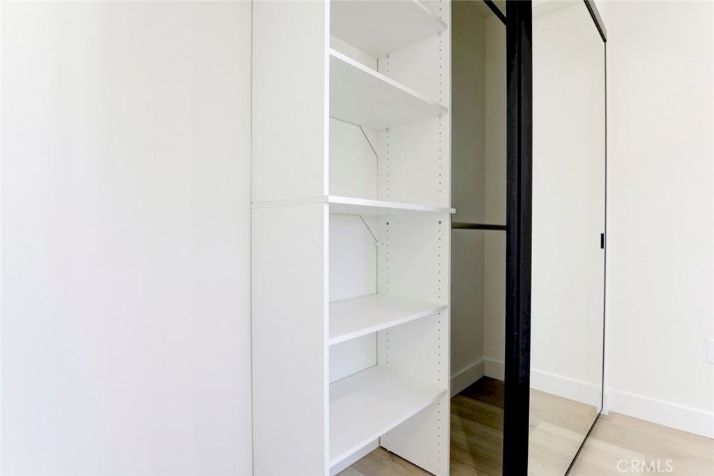 1070 Allen Avenue - Photo 20