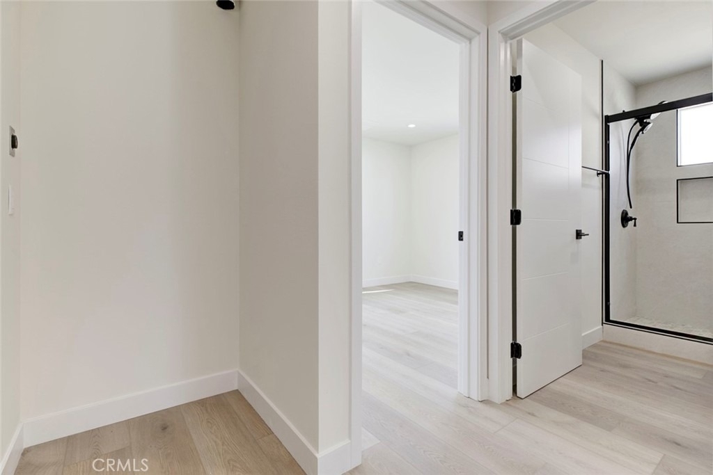 1070 Allen Avenue - Photo 12