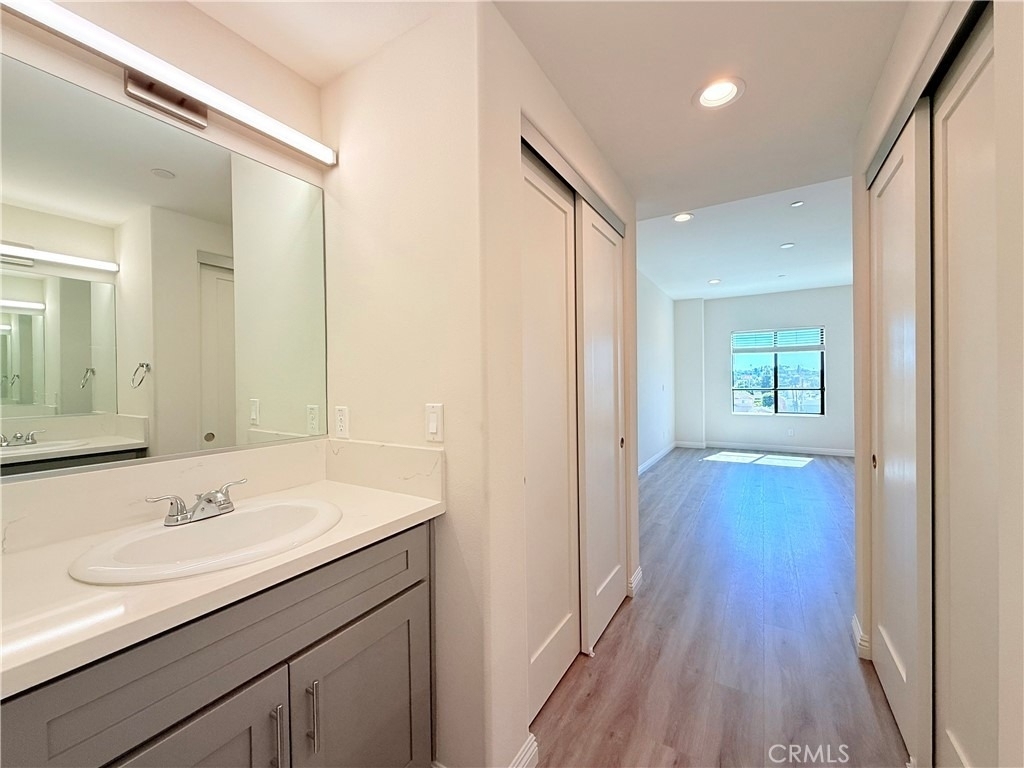 419 N Chandler Avenue - Photo 15