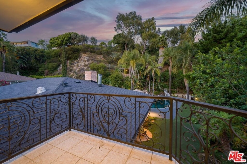 9023 Alto Cedro Drive - Photo 55