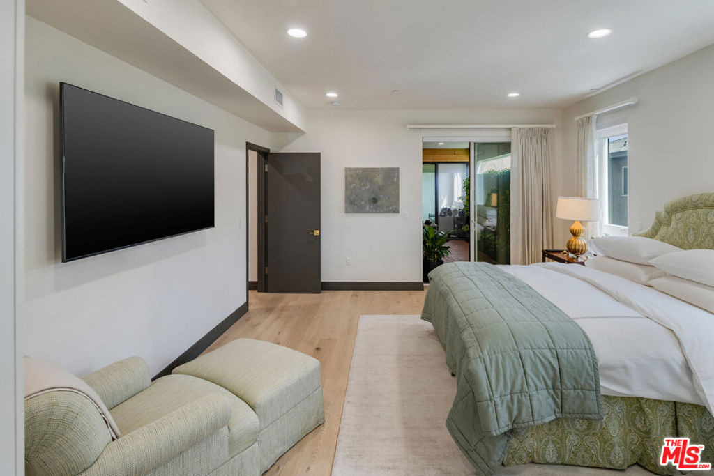 118 N Orlando Avenue - Photo 10