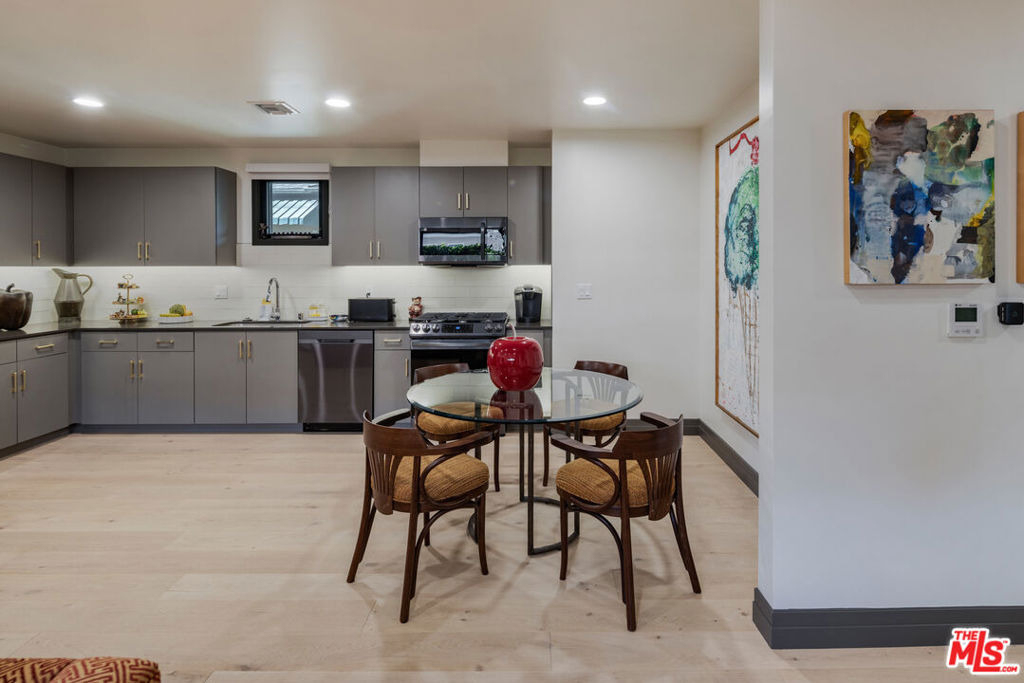 118 N Orlando Avenue - Photo 16