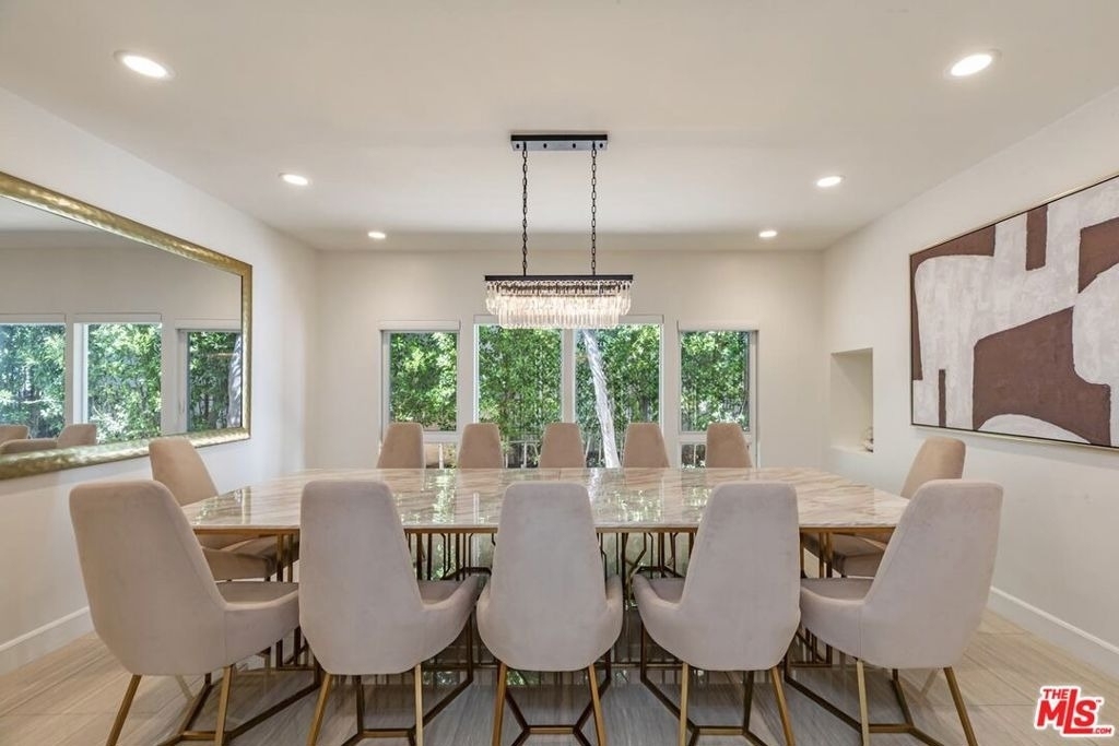 703 N Maple Drive - Photo 12
