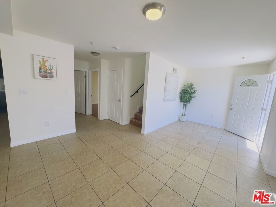 10605 Avalon Boulevard - Photo 18