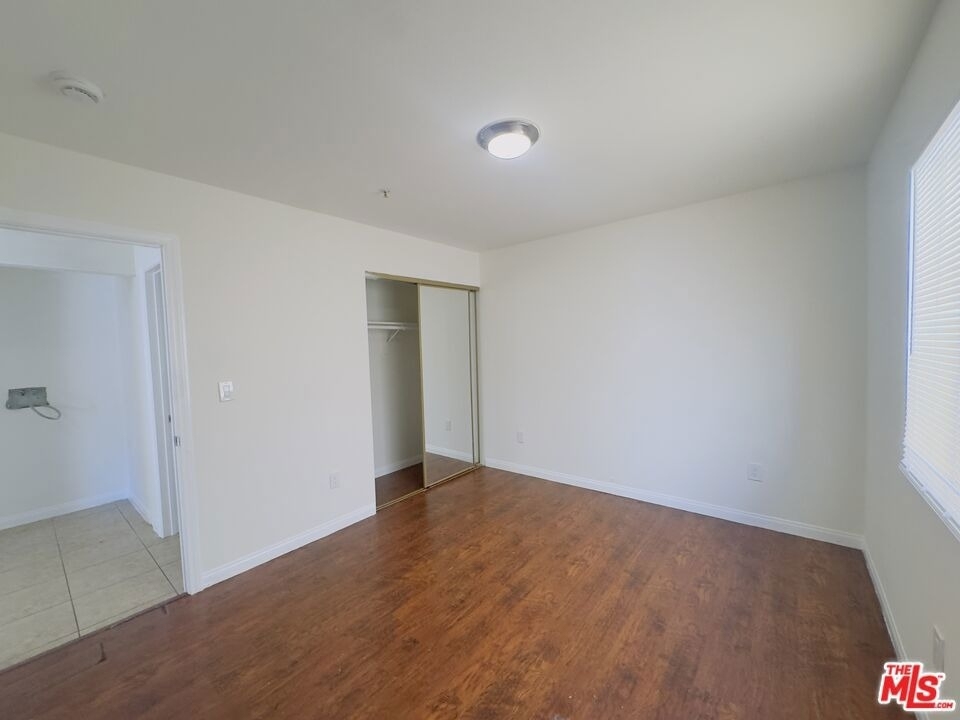 10605 Avalon Boulevard - Photo 20