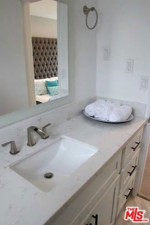 8719 Yorktown Avenue - Photo 14