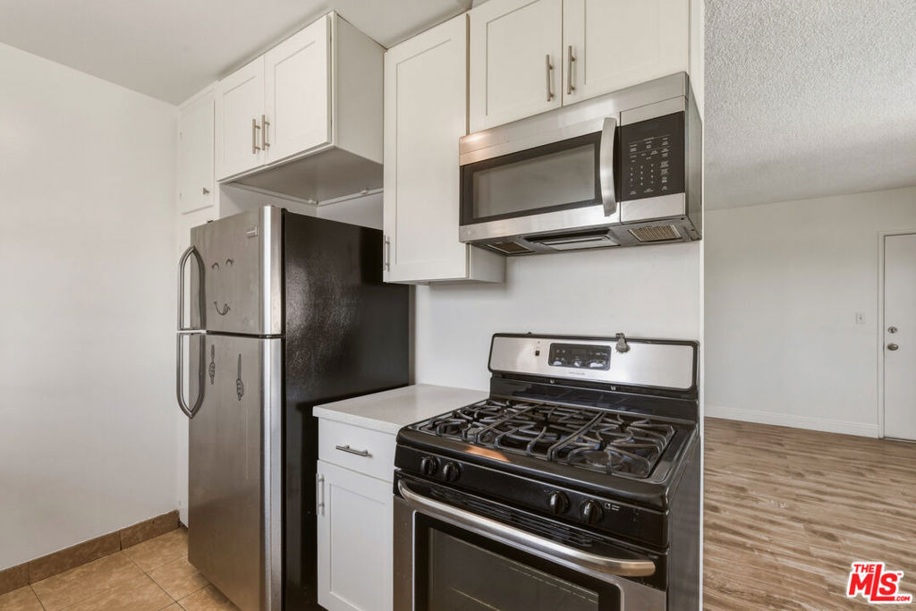 5117 Crenshaw Boulevard - Photo 10