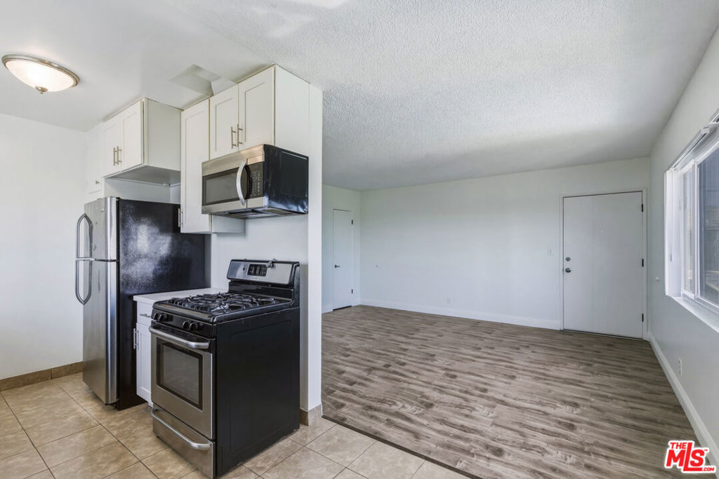 5117 Crenshaw Boulevard - Photo 12