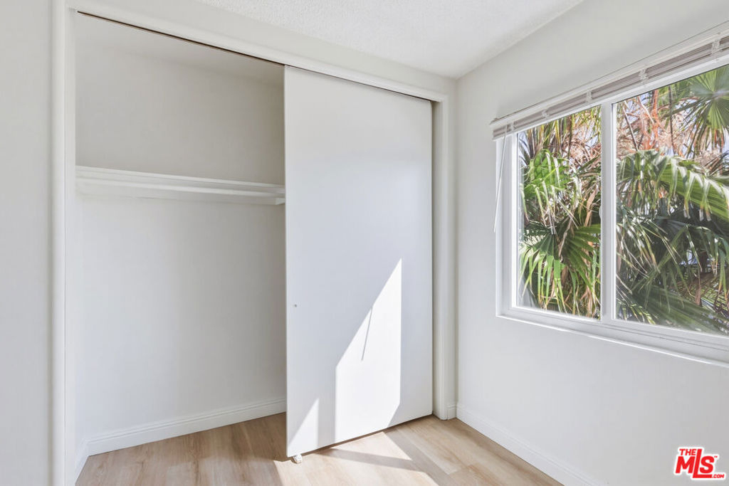 5117 Crenshaw Boulevard - Photo 18