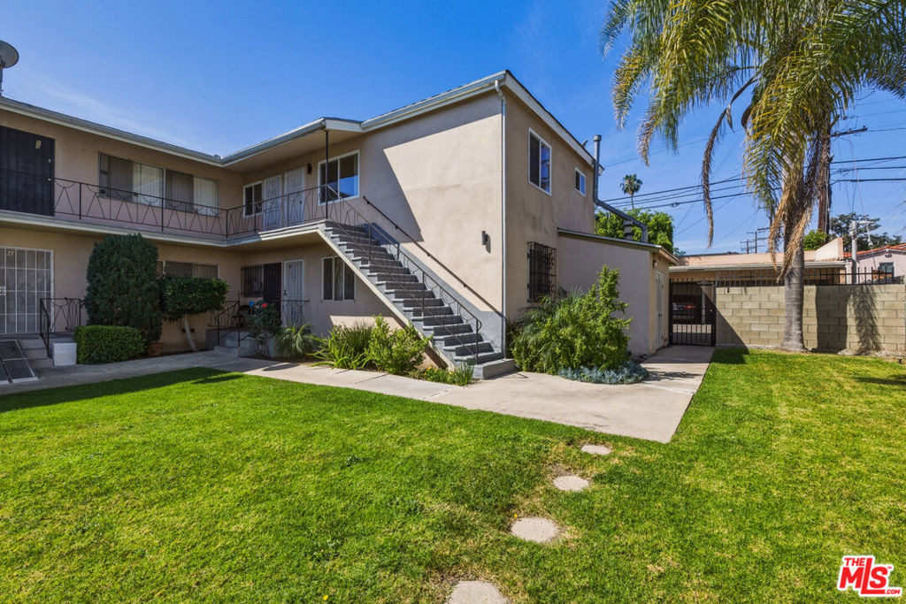 5117 Crenshaw Boulevard - Photo 0