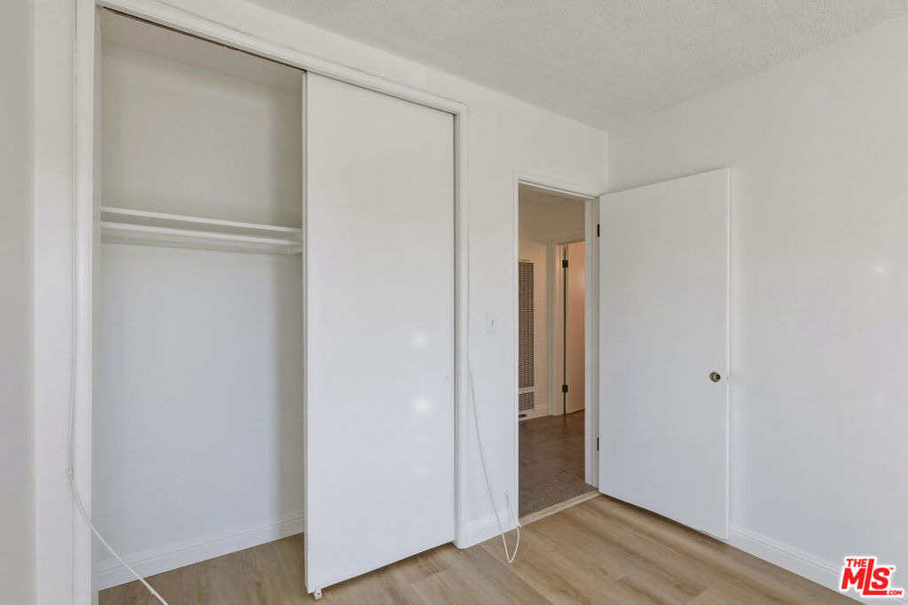 5117 Crenshaw Boulevard - Photo 15