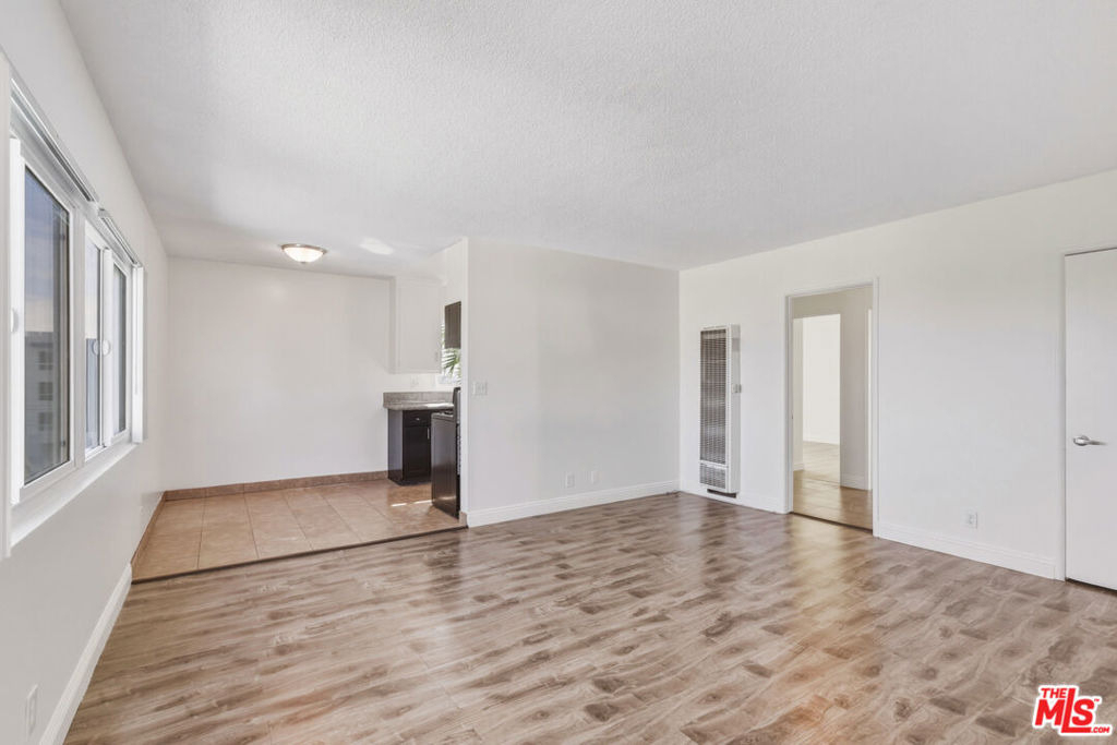 5117 Crenshaw Boulevard - Photo 6