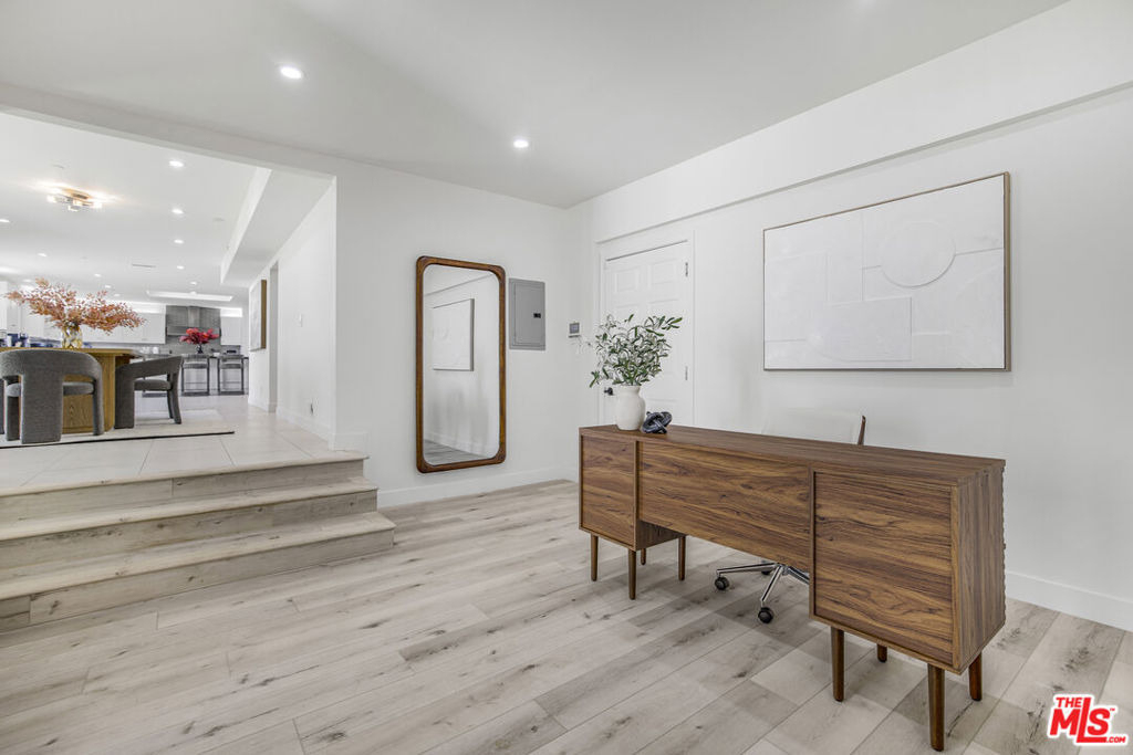 18202 Rancho Street - Photo 20