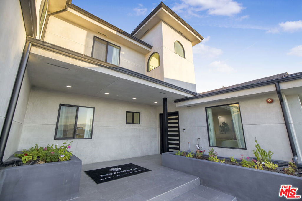 18202 Rancho Street - Photo 1
