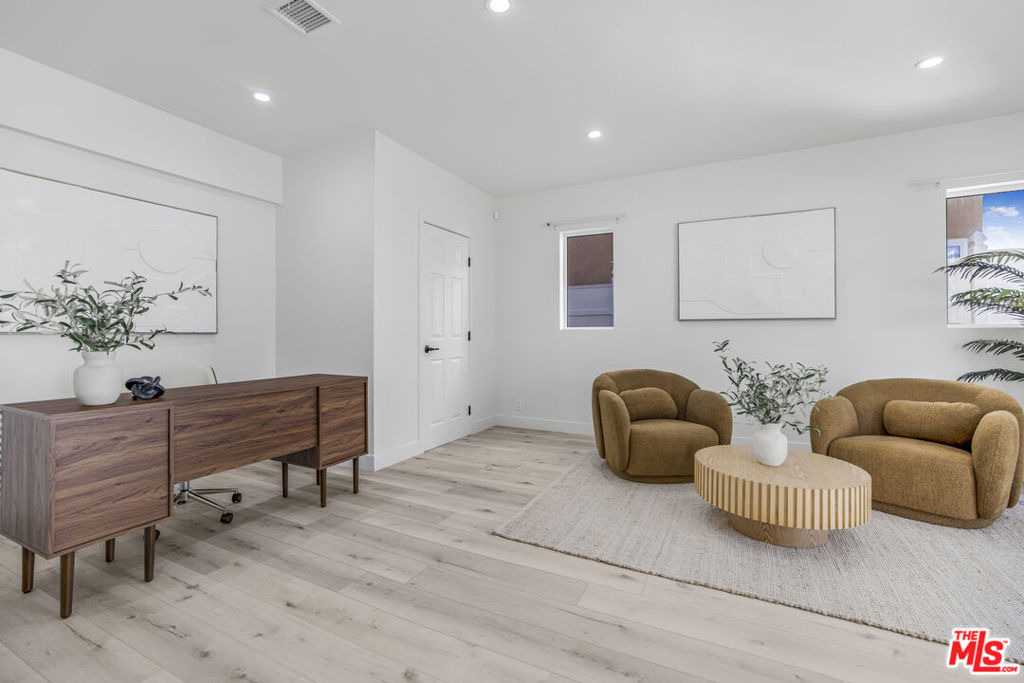18202 Rancho Street - Photo 10