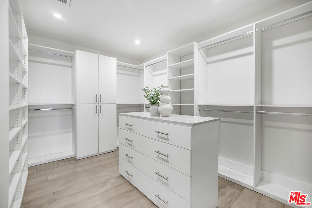 18202 Rancho Street - Photo 26