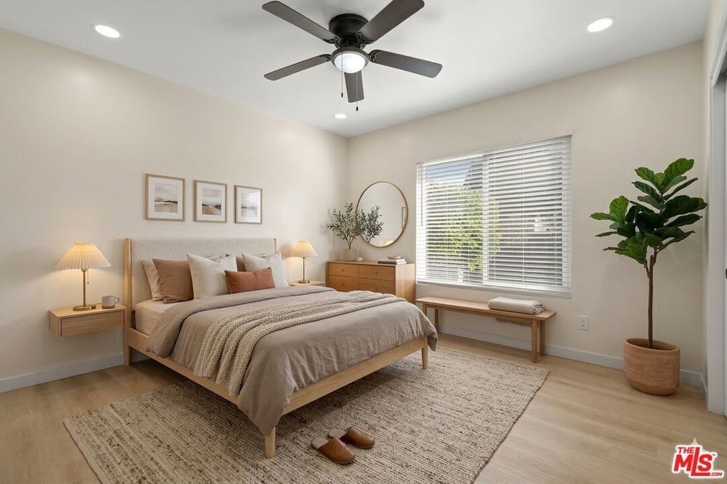 7825 W Manchester Avenue - Photo 3