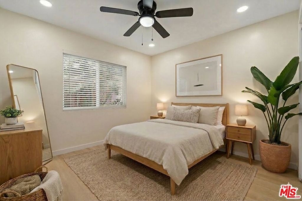 7825 W Manchester Avenue - Photo 5