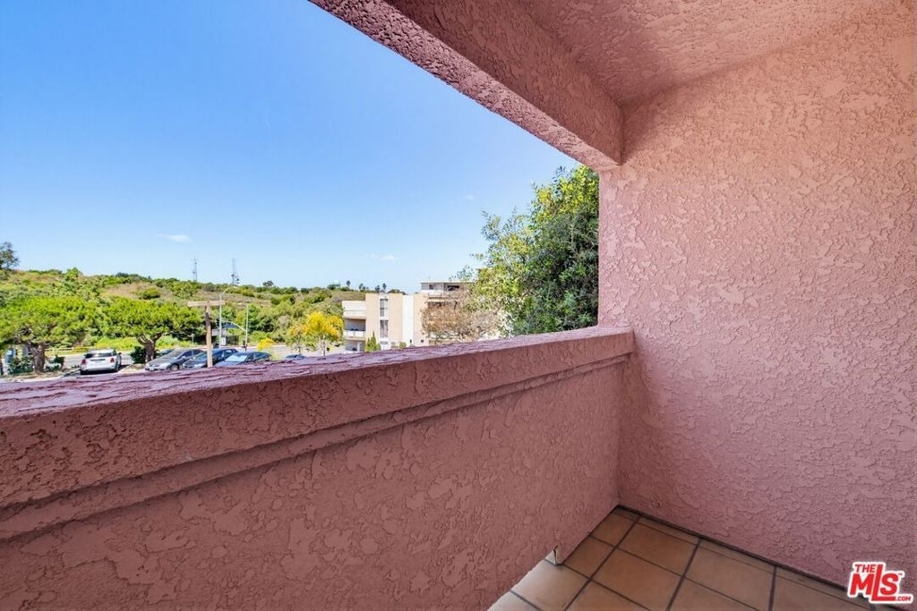 4810 S La Brea Avenue - Photo 6