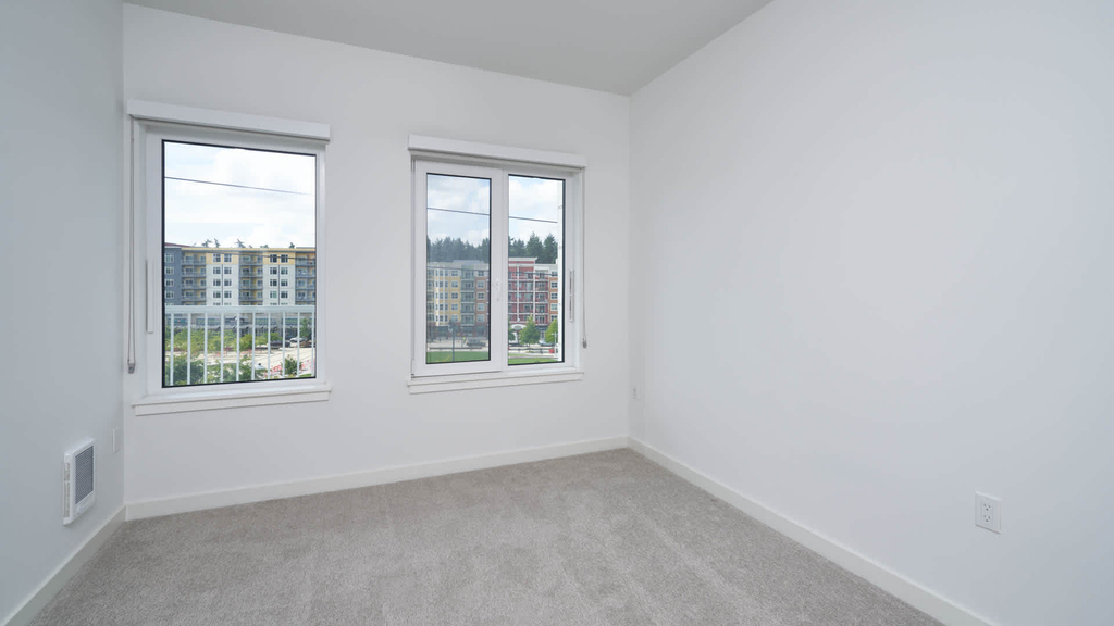 8020 161st Ave Northeast - Photo 53