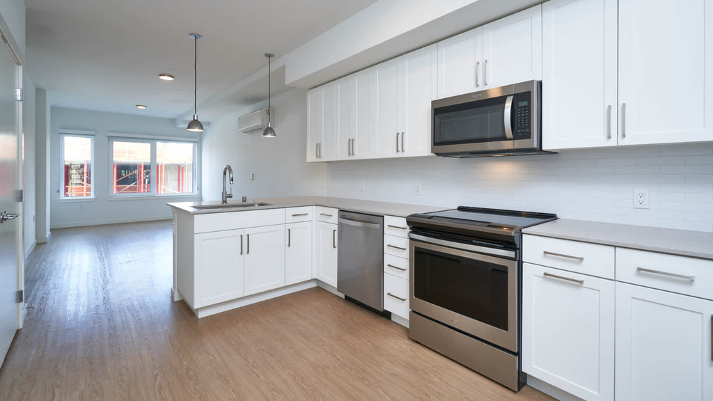 8020 161st Ave Northeast - Photo 45