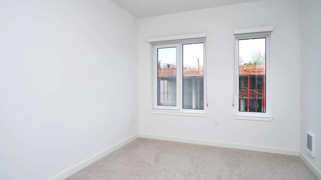 8020 161st Ave Northeast - Photo 46